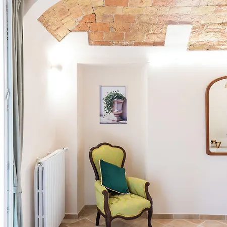 بيت ضيافة Acero Rosso مونكالفو